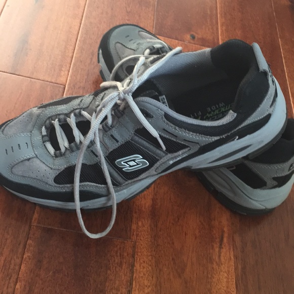 mens skechers sport sneaker